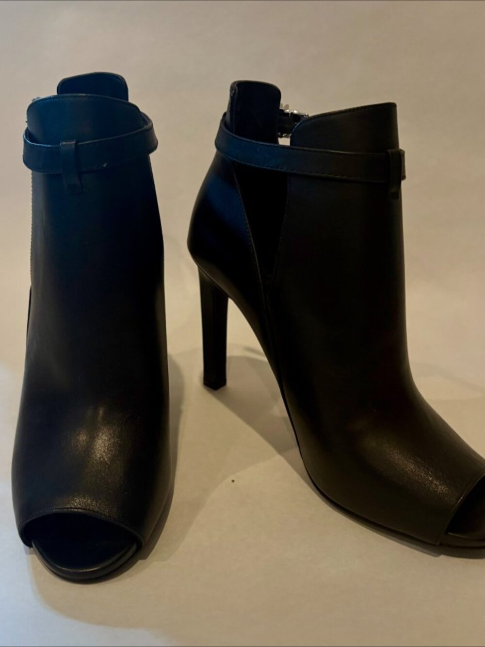 Michael Kors Lawson Black Leather Open-Toe Ankle Boot Size 9 - Picture 7 of 7